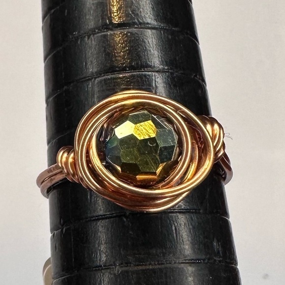 Green yellow disco ball ring handmade copper wire wrap - Picture 3 of 6